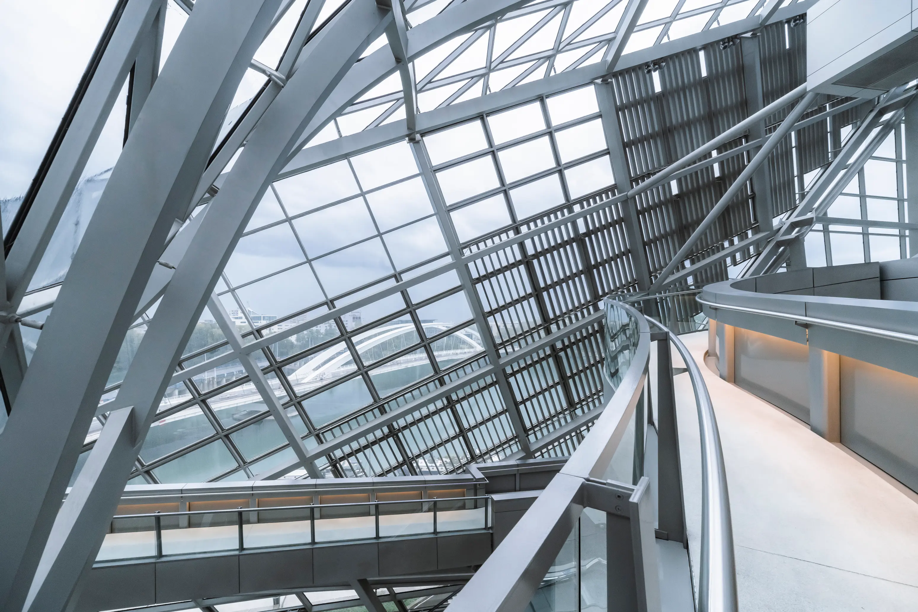 Coop Himmelb(l)au - Museé des Confluences, Lyon. (2014)